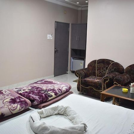 Hotel Suraj Balasore Exterior foto